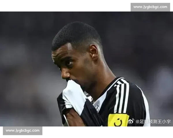 伊萨克罢赛施压转会 纽卡锁定双替身加速交易